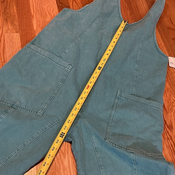 Free People High Roller Turquoise Denim Jumpsuit Size Large NWT - Picture 8 of 14